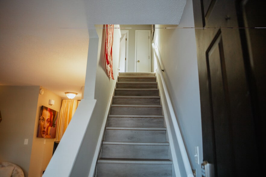 Building Photo - 199 Kristin Dr