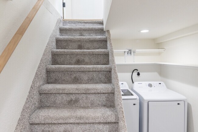 Building Photo - Stunning Remodeled Patio Home in Baker – 3...