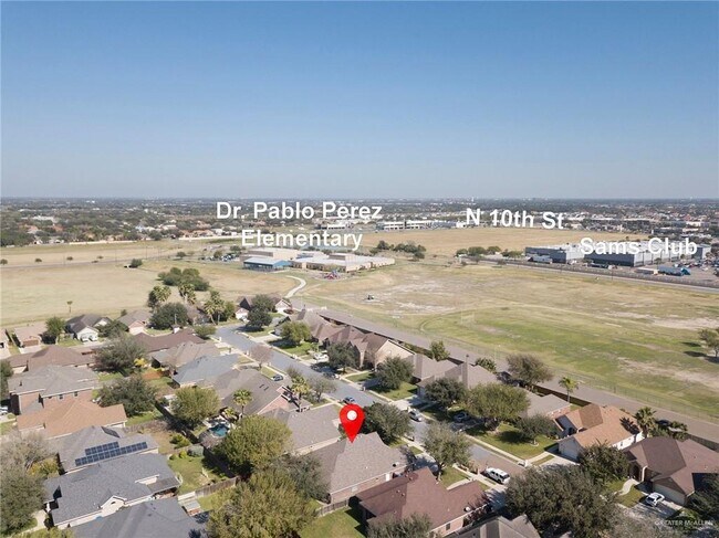 Building Photo - 7415 N 16th Ln
