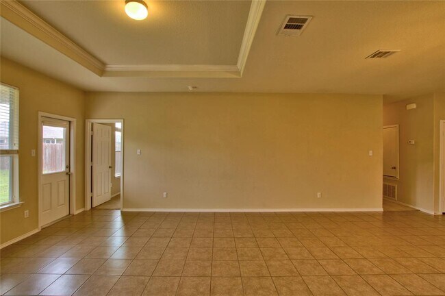Building Photo - 141 Marcheeta Way