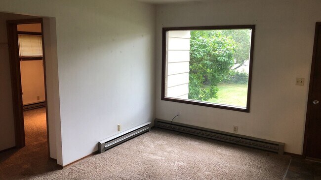 Building Photo - 1255 NW Davis Way