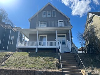 Building Photo - 1527 Fairview Pl