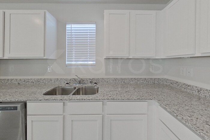 Building Photo - 137 Quail Ridge Dr
