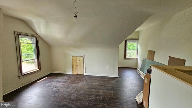Building Photo - 340 E Baumstown Rd