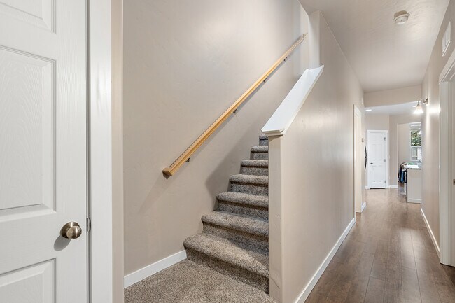 Building Photo - 2900 N Villere Ln