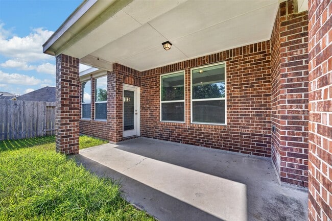 Building Photo - 16131 Sommerall Creek Ln