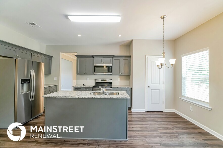 Building Photo - 38 Moss Way