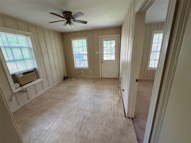 Building Photo - 2019 Alliance St