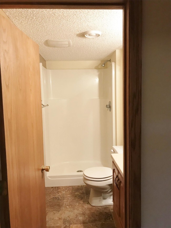Building Photo - 17399 Barberry Cir