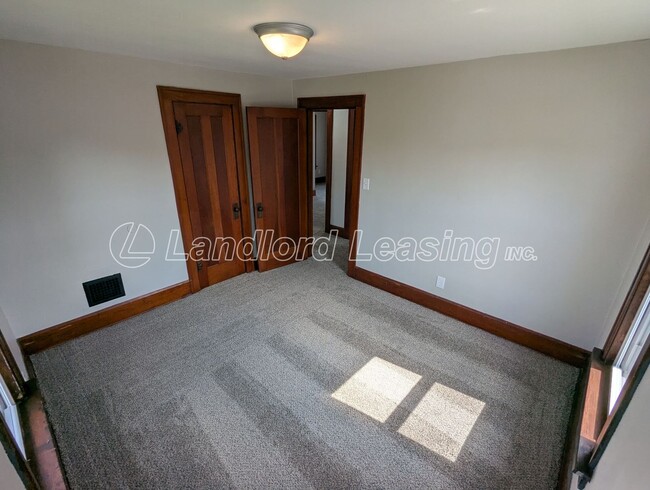 Building Photo - Fully Remodeled 3-Bedroom Colonial on Corn...