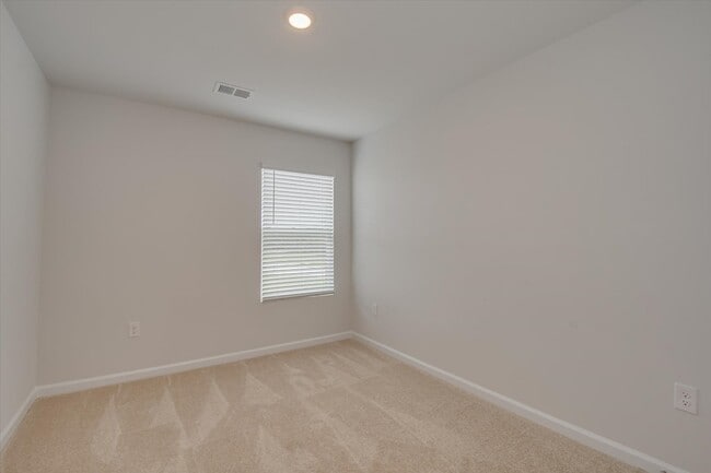 Building Photo - 4315 Newland St