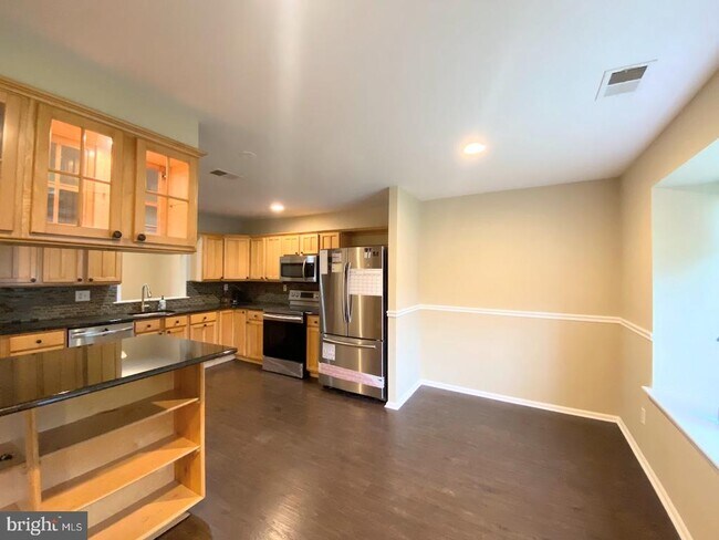Building Photo - 203 S Snowdon Ct