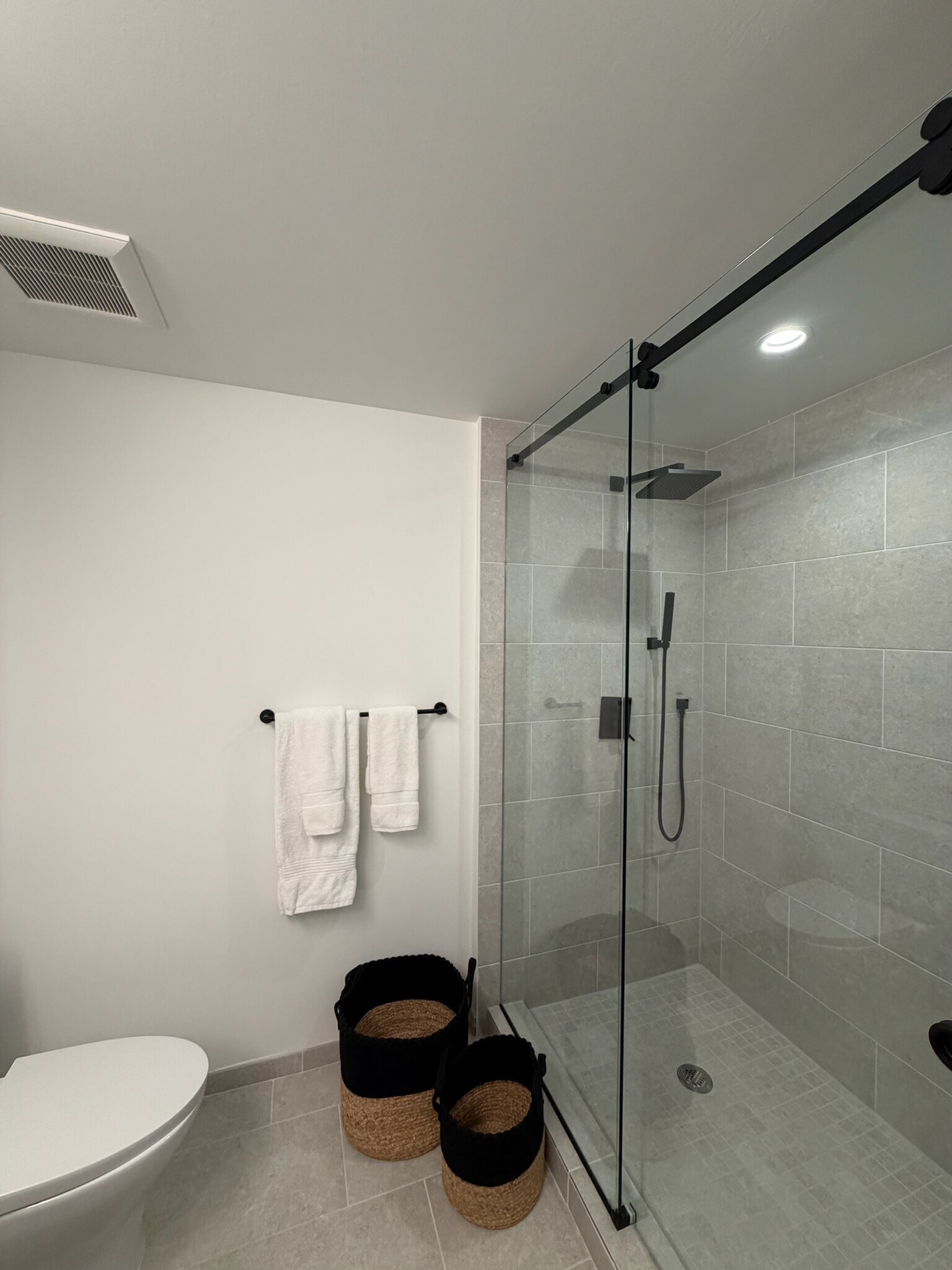 Building Photo - 1690 NW 28th Ave