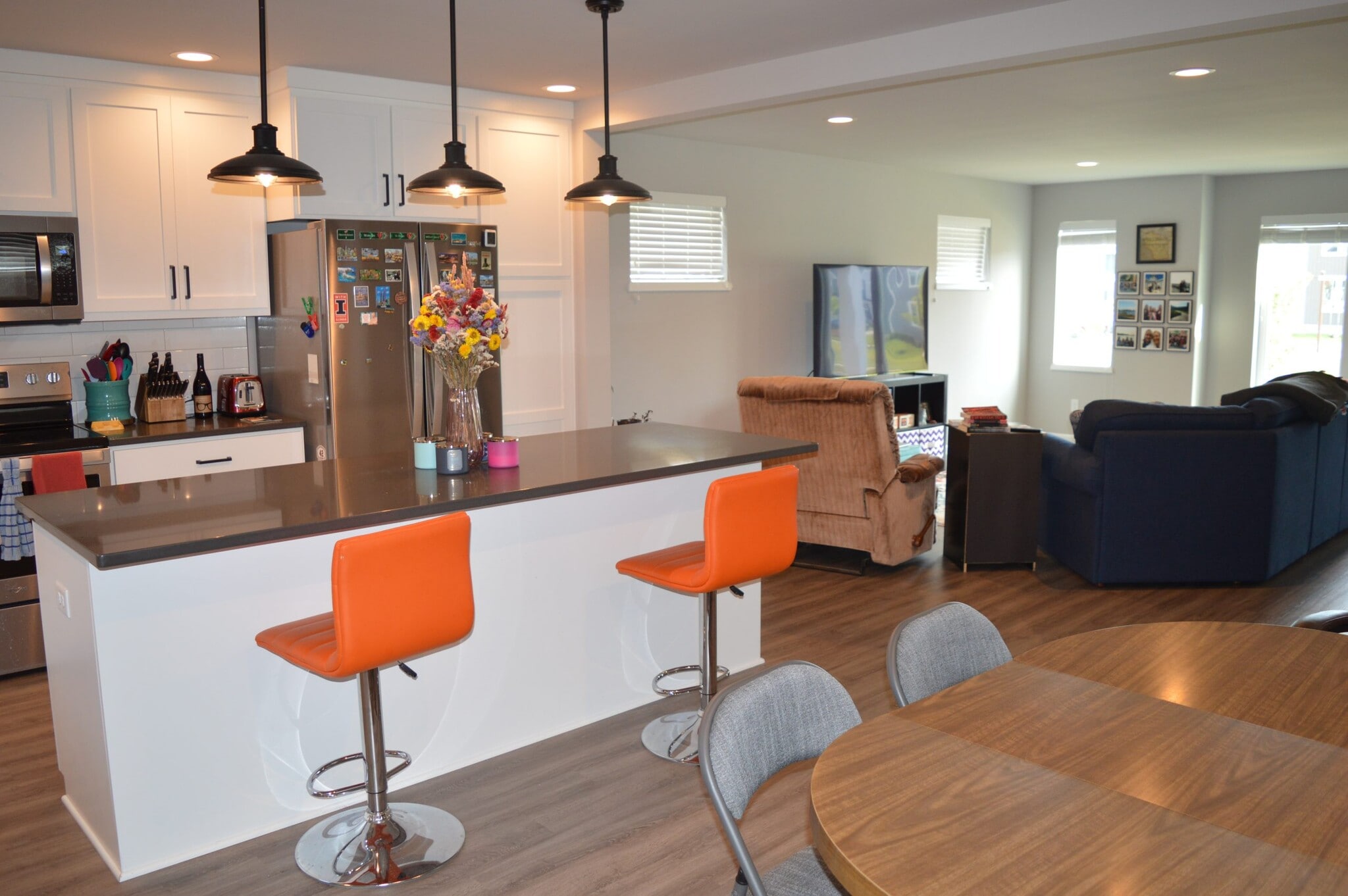 Building Photo - 5908 Minong Ln