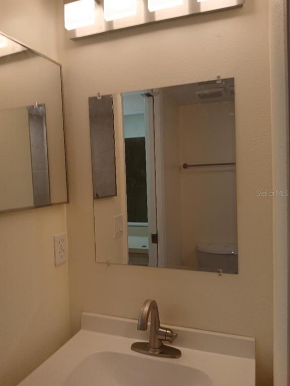 Building Photo - 5787 Summerside Ln