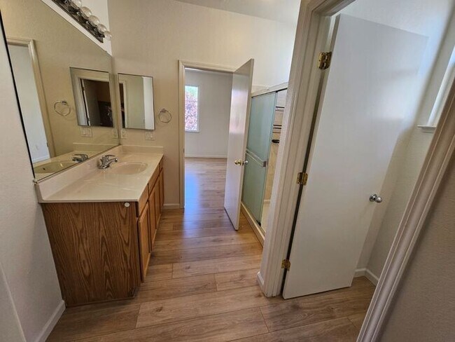 Building Photo - 3 bed 2.5 bath Northwest Reno Home for Rent