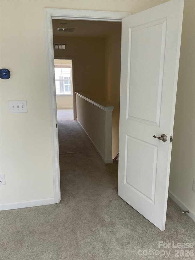 Building Photo - 6222 Cleburne Ct