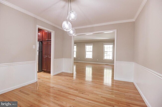 Building Photo - 12227 Ox Hill Rd