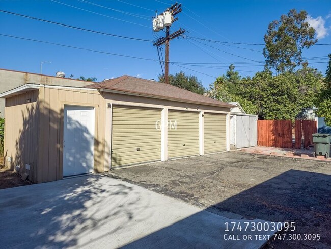 Building Photo - Beautifully Renovated 1-Bedroom in heart o...