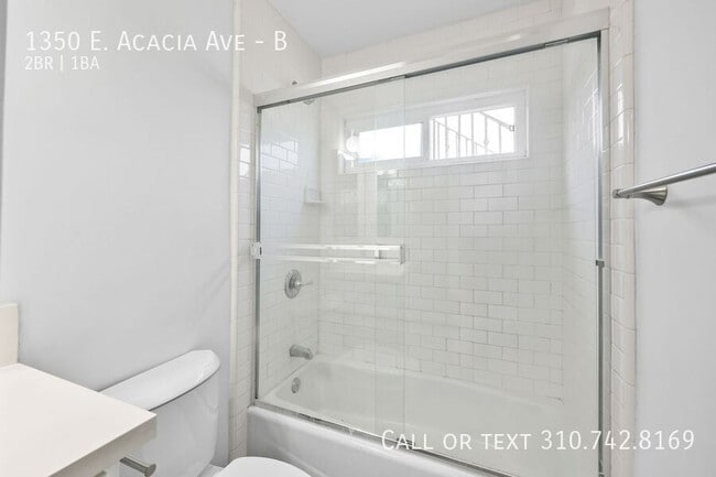 Building Photo - 1350 E Acacia Ave