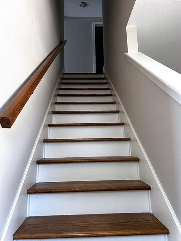 Building Photo - 4301 Live Oak Dr