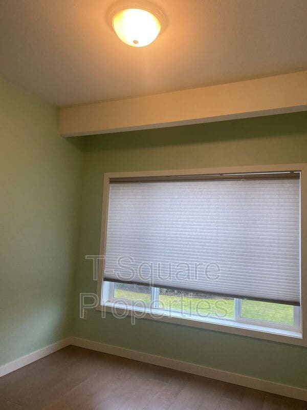 Building Photo - 21236 11th Dr SE