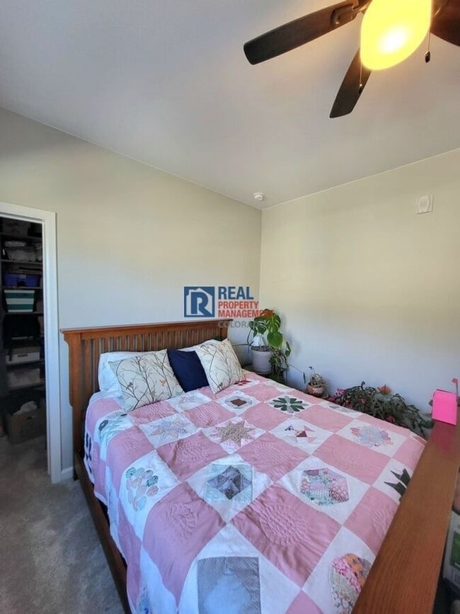 Building Photo - 24856 E Calhoun Pl