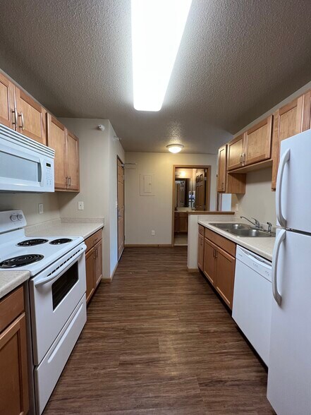 Building Photo - 508 4th St SW
