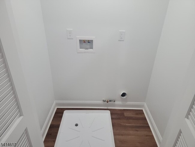 Building Photo - 122 Rose Terrace