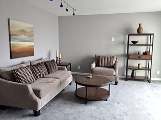 large and comfy living room - 660 The Village