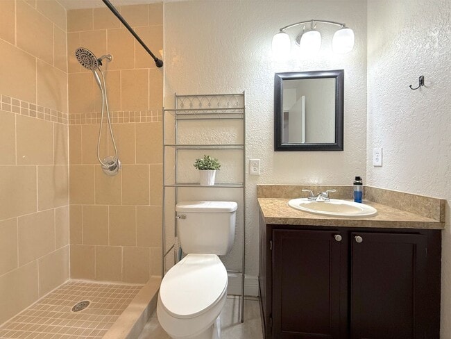 Building Photo - Charming 3-Bedroom Home for Rent in Conway...
