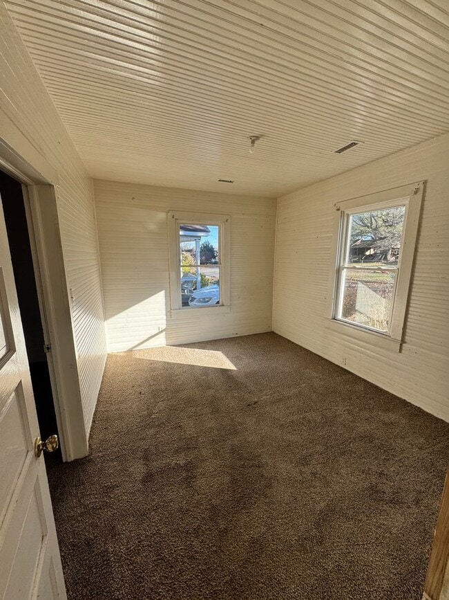 Building Photo - 2/1 House in Downtown Shelby, NC