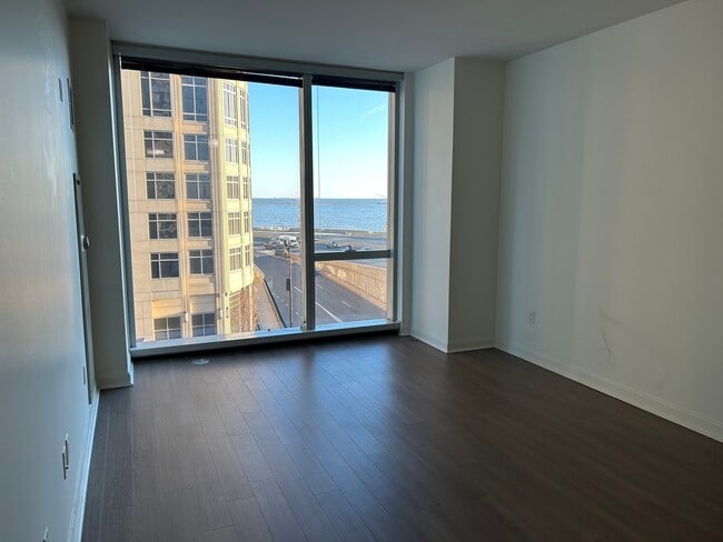 Building Photo - 500 N Lake Shore Dr