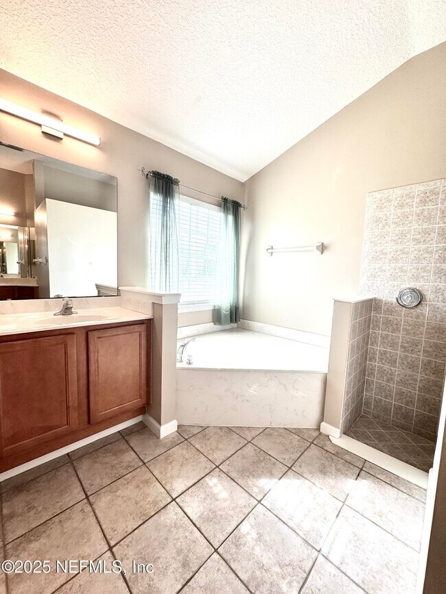 Building Photo - 1478 Walnut Creek Dr