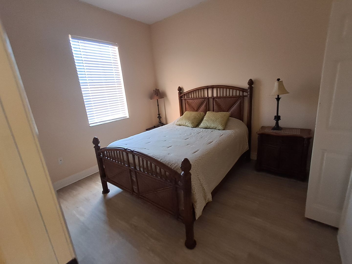 Building Photo - 16228 Via Solera Cir