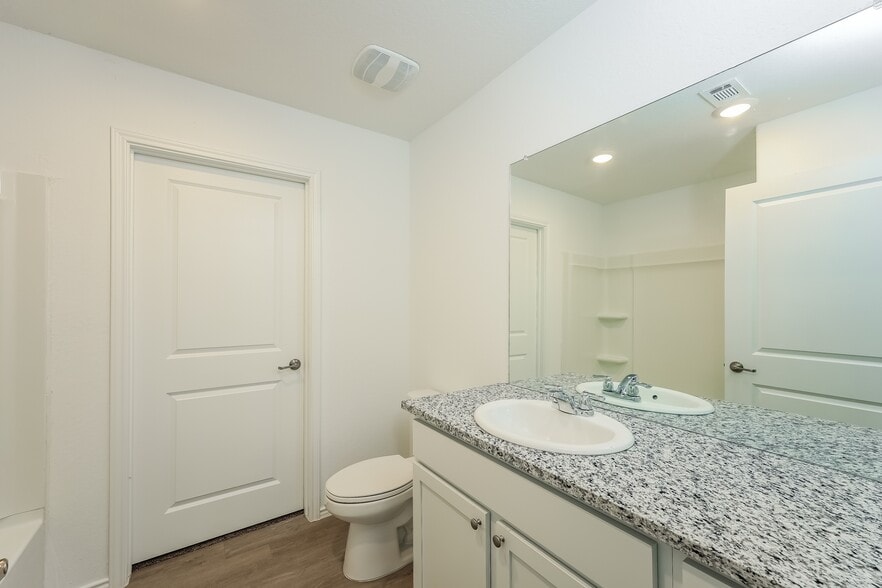 Building Photo - 12014 Overton Wy