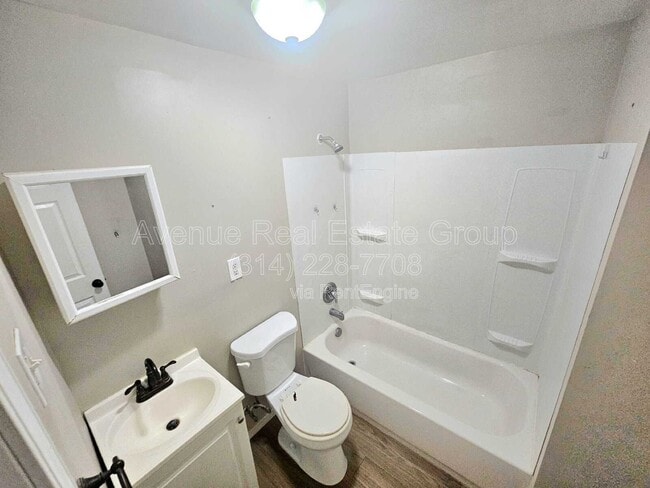 Building Photo - 126 Madison Ave