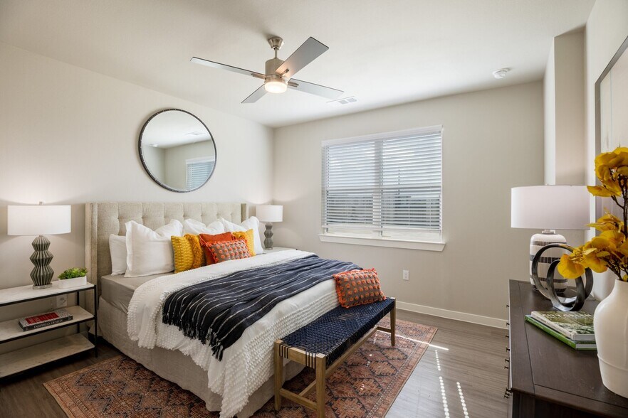 Building Photo - 22100 Park Westheimer Blvd