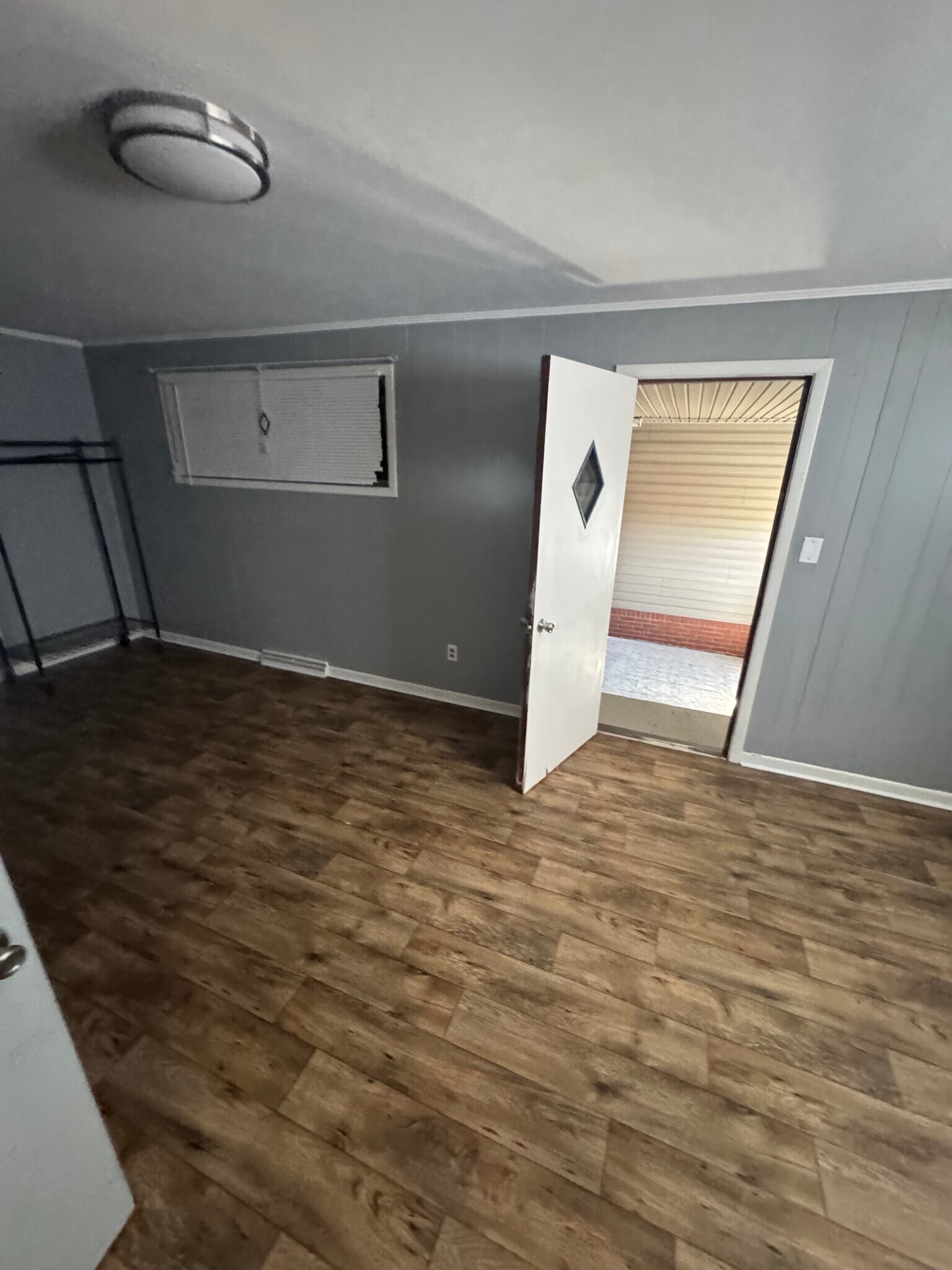 Building Photo - 6047 Suits Rd