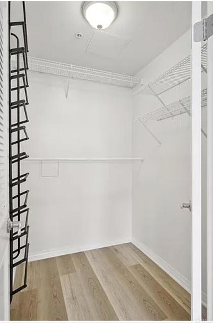 Building Photo - 1601 India St