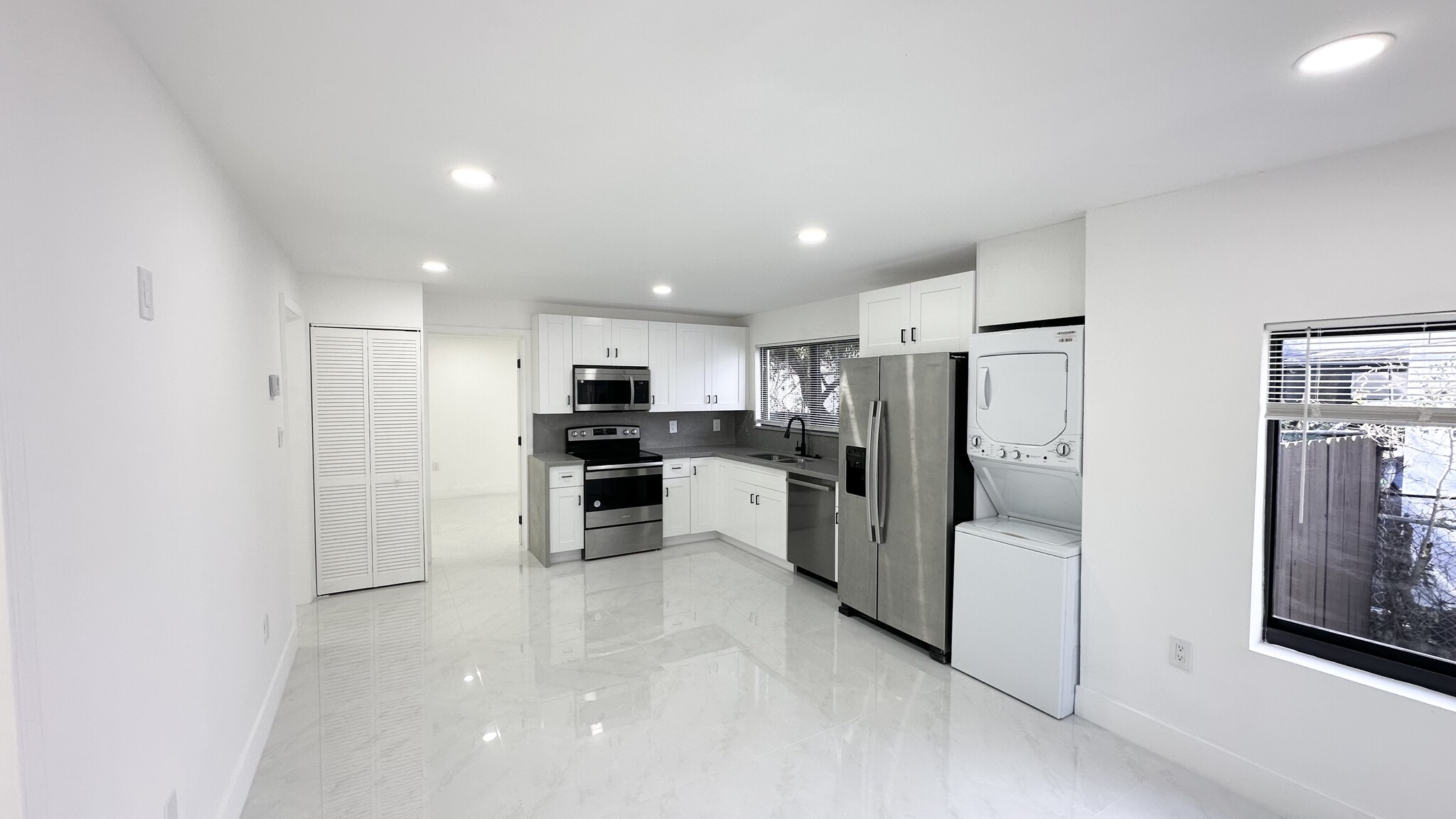 Building Photo - 1304 NW 43rd St