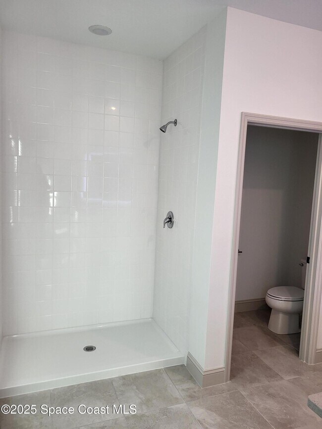 Building Photo - 5135 Quarryside Dr