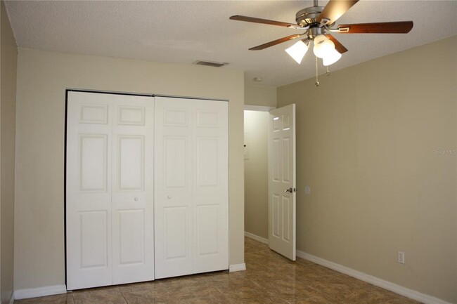 Building Photo - 630 Kenwick Cir