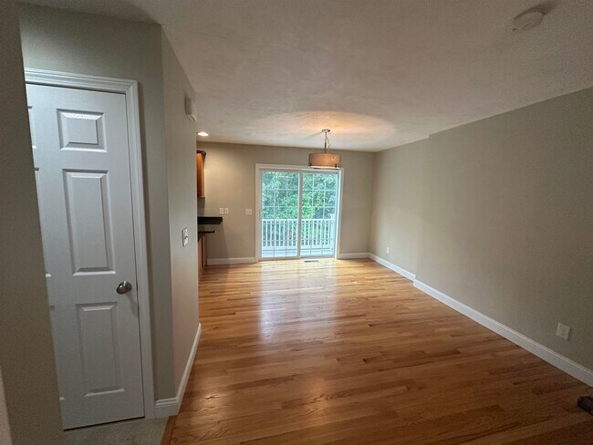 Building Photo - 25 Albacore Way