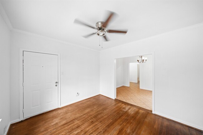 Building Photo - 406 Quitman St