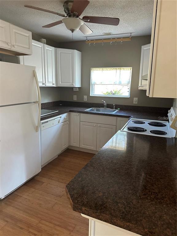 Building Photo - 1563 7th St