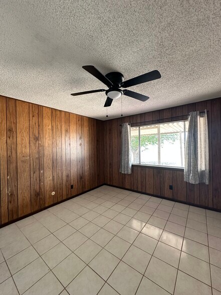 Building Photo - 2613 Schooner Dr