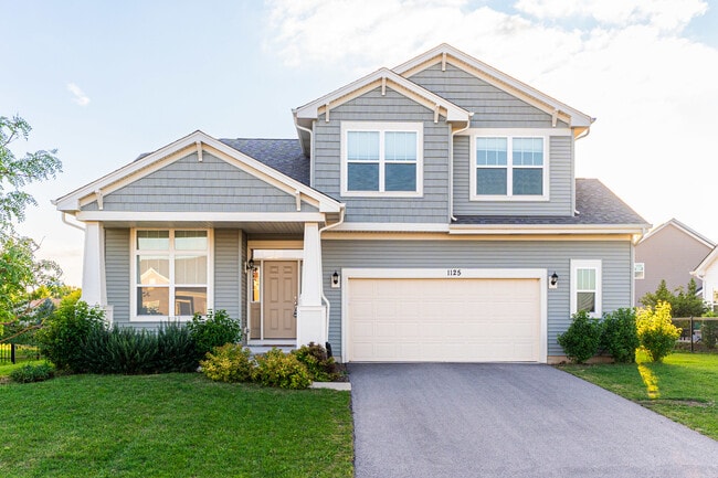 Building Photo - 1125 Juniper Dr