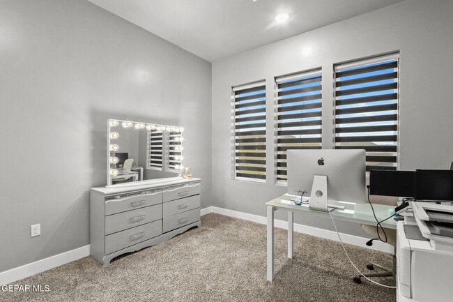 Building Photo - 7373 Cimarron Rim Dr