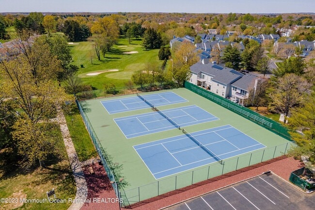 Building Photo - 166 Tulip Ln